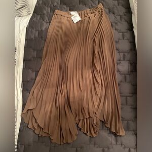 NWT Club Monaco brown pleated midi skirt